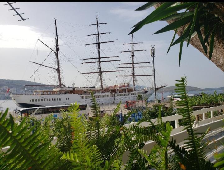 Fjora Rooms Sarandë Eksteriør billede